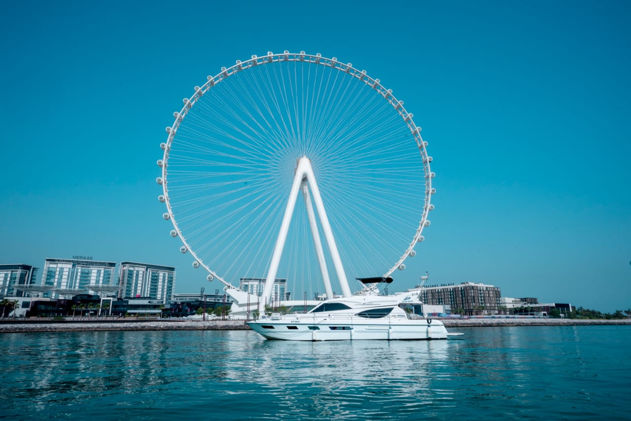 Dubai Yacht Tour